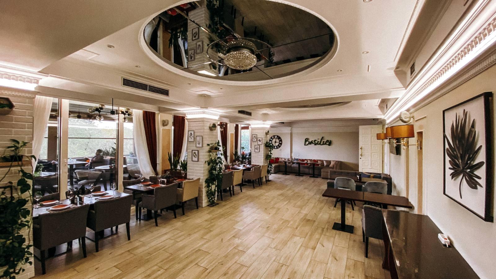 Hotel Royal Park Kišiněv Exteriér fotografie