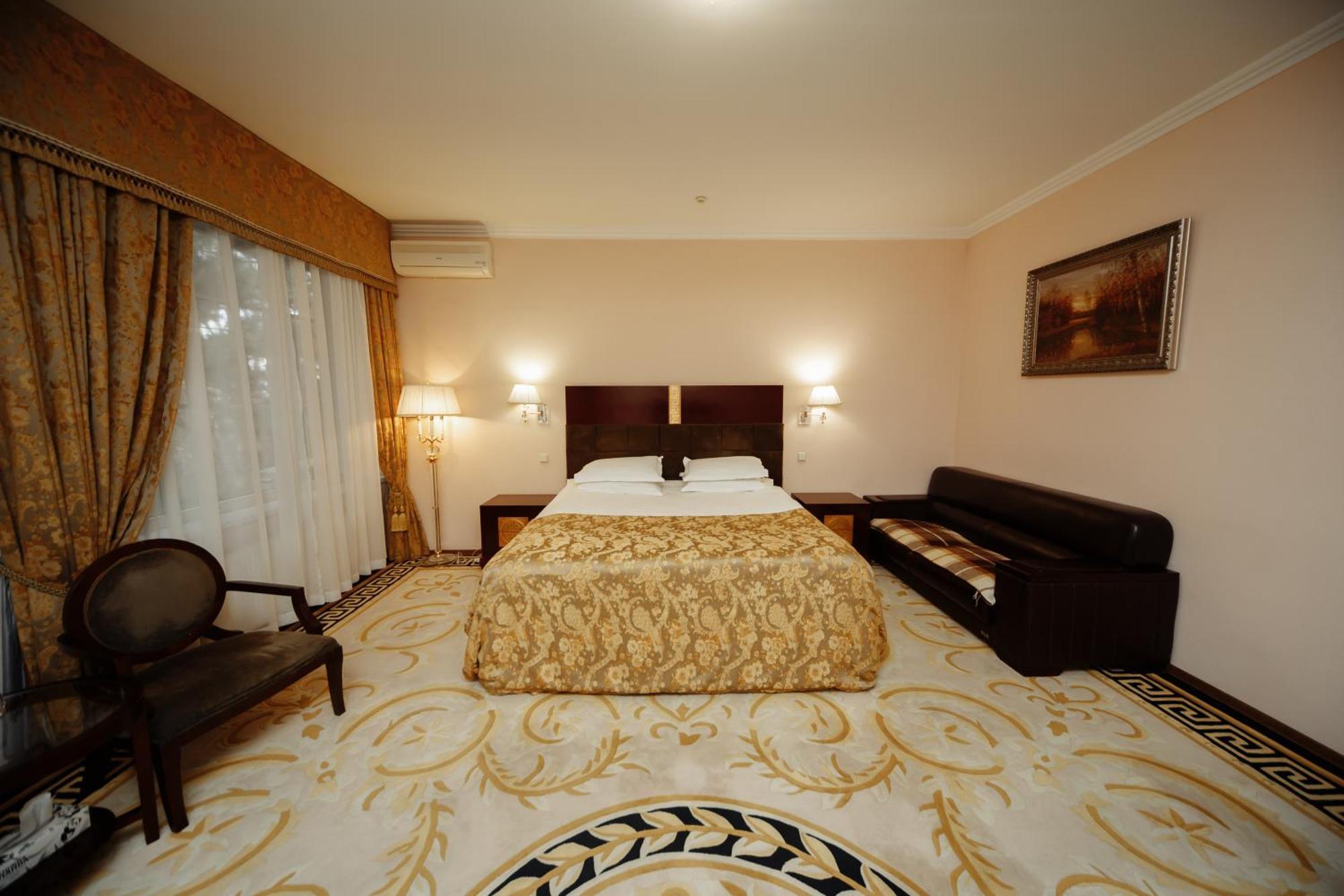 Hotel Royal Park Kišiněv Exteriér fotografie