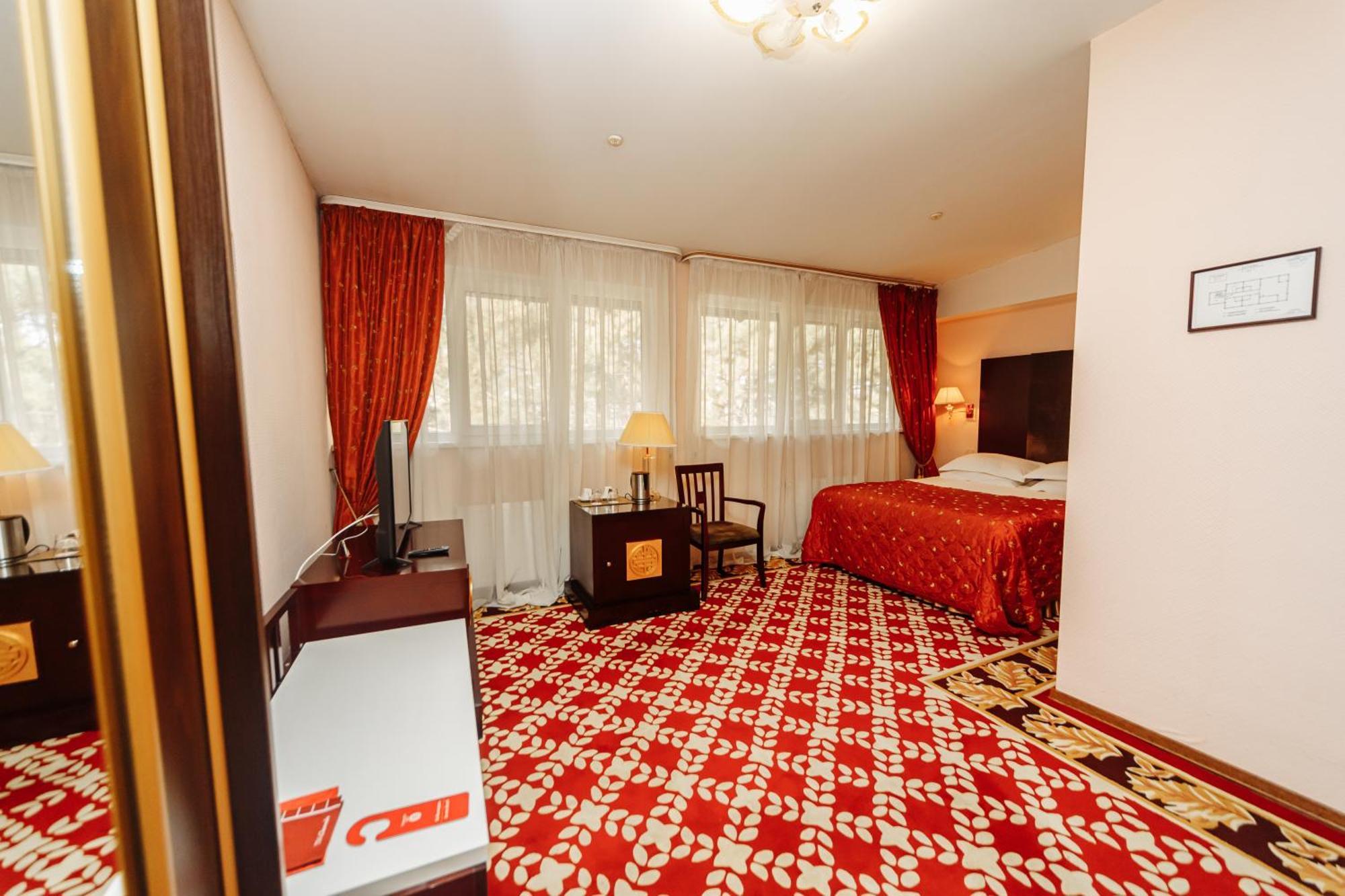 Hotel Royal Park Kišiněv Exteriér fotografie